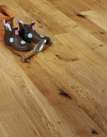 A103 OAK RUSTIC BRUSHED & LACQUERED - 150x1900mm 1