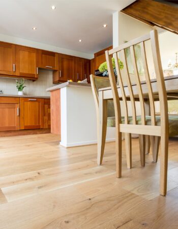 A112 Oak Rustic Oiled - 190x1900mm 2