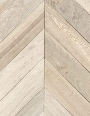 Engineered Oak Chevrons 45° - Unfinished m|b FT171 - 15/4x90x540mm 1