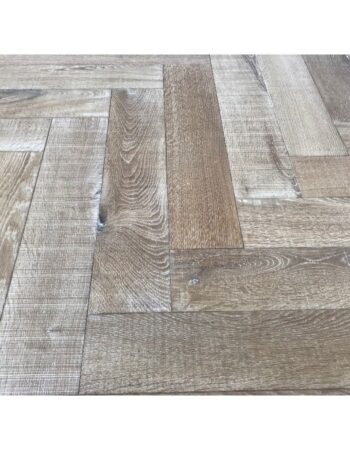 FTH418 Oak Herringbone Flooring - 18/4x115x600mm 1