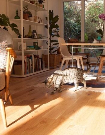 VIT102 Oak Rustic Oiled 150 - 150×300-1200mm 2