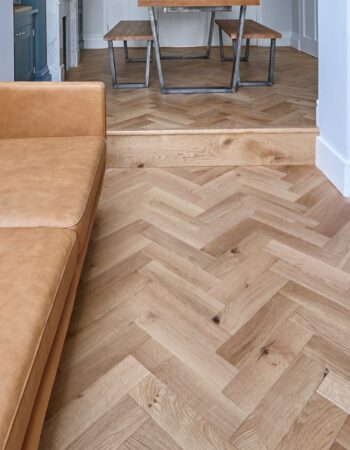 ZB109 Brushed & Lacquered Oak - 90x360mm 2