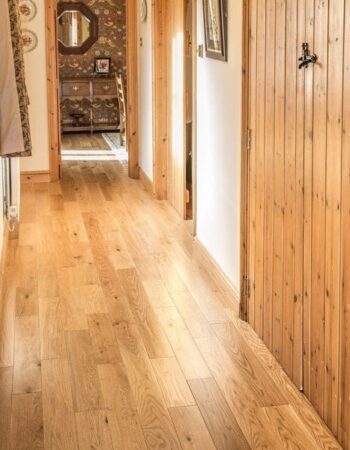 E125 Eiger Petit| Oak Rustic Satin Lacquered - 125×300-1500mm 2