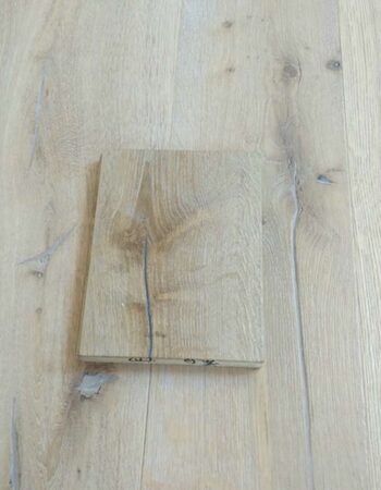 Engineered 15/4x220x2200mm Distressed White FTOE1529S 1