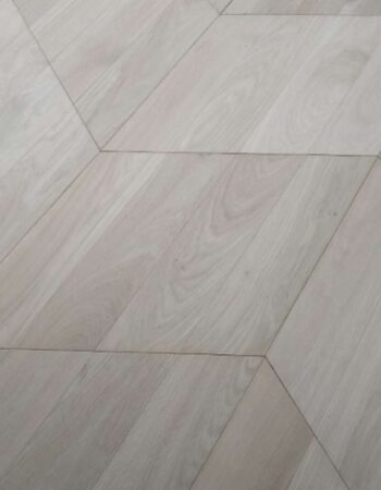 Engineered chevron 18/4x500x500mm AB Unfinished FTC1854P 2