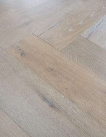 Engineered herringbone 14/3x150x600mm Modern line oak FTH149 1