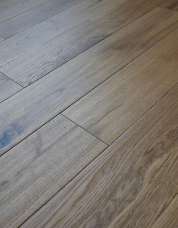 Traditional Solid 18x125mm Golden Handscraped UV Oiled FTOS1258DIY 2