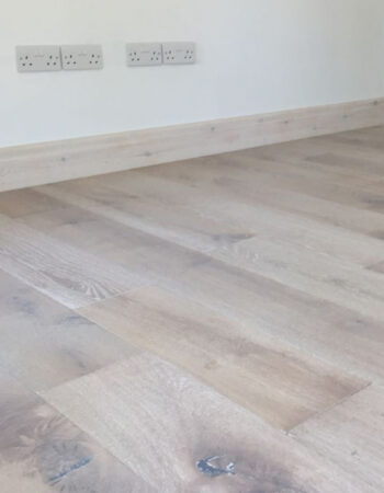 Fte414 Smoked Brushed White Uv Oiled 15 4x190x1900mm