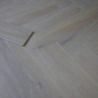Fxsh02 Spc Herringbone 6.5/0.5x128x615mm Classic Oak V3