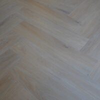 Fxsh02 Spc Herringbone 6.5/0.5x128x615mm Classic Oak V4