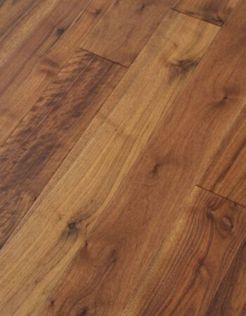 FTM420 18/4x130x(400 1200)mm Walnut Matt Lacquered Random Length