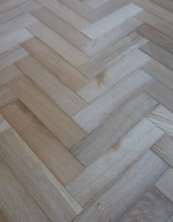 FTHb1873p Herringbone 18 4x70x300mm, Brushed Uv Oiled, Ab Grade 1