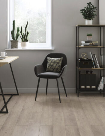 Craftsman Winter Driftwood Vinyl Showroom