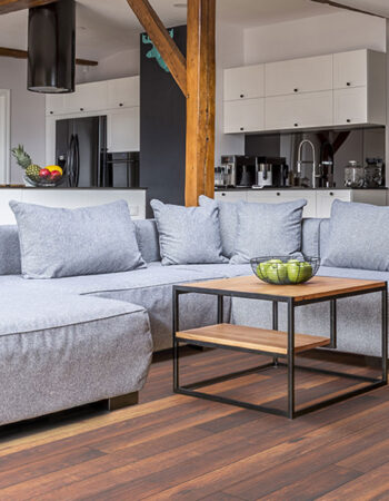 Luvanto Click Plus Showroom Priory Oak 5x180x1220mm Vinyl