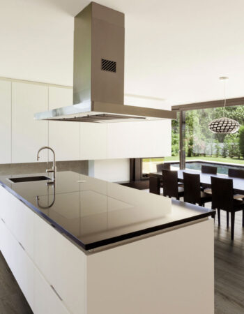 Luvanto Click Plus Showroom Reclaimed Oak 4x180x1220mm Vinyl Floor
