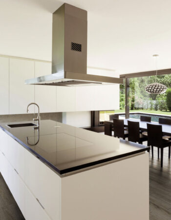 Luvanto Design Showroom Reclaimed Oak 2.5x152x914mm Vinyl