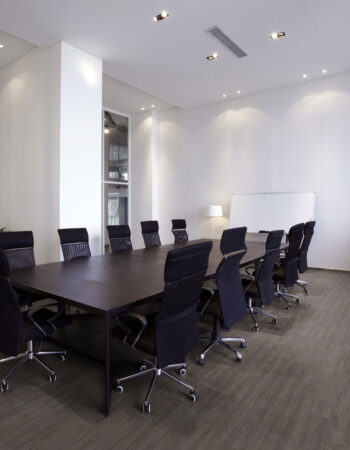 Luvanto Endure Pro Showroom Vintage Grey Oak 6x181x12200mm Vinyl 1