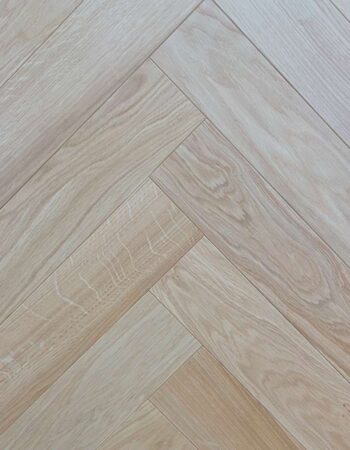 Staki Canterbury Herringbone Rustic Led Oil 15x100x500mm