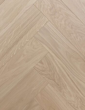 Staki Chester Herringbone Rustic Led Oil 15x100x500mm