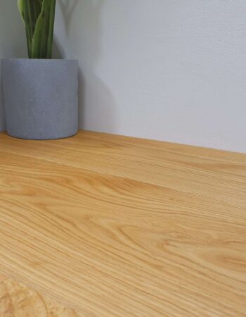 Staki Natural Select Led Oil 15x180x2400mm Showroom