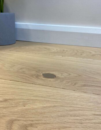 Staki Seaford Rustic Invisible Hw Oil 15x180x2400mm Showroom