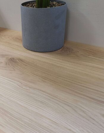 Staki Seaford Select Invisible Hw Oil 20x220x2400mm Showroom