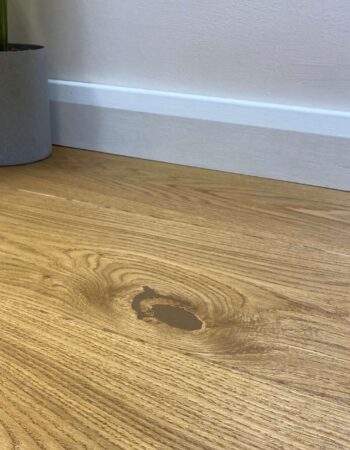 Staki Warwick Rustic Led Oil 20x220x2400mm Showroom
