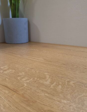 Staki Warwick Select Led Oil 20x220x2400mm Showroom