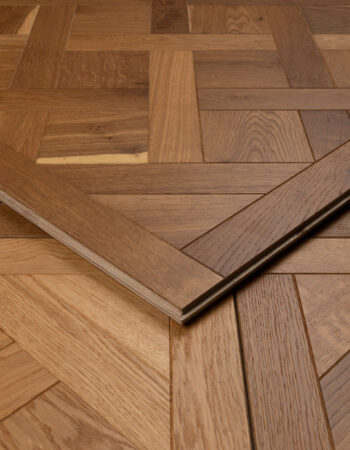 Versailles Panel Brushed Smoked Lacquered Oak 20x800x800mm var 2