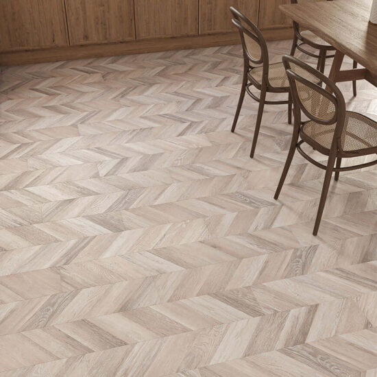 Agt Pruva 8mm Laminate Likya 8x188x1200mm Showroom 1