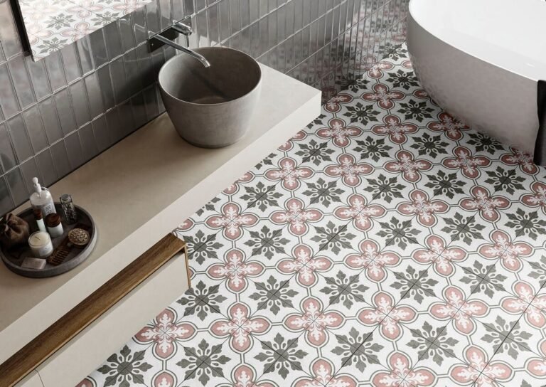 Lys White 450x450mm Showroom